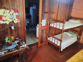 Quarto solteiros turistando